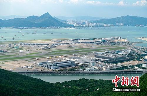 机场航空交通量显著下跌 香港机场将改为单跑道起降