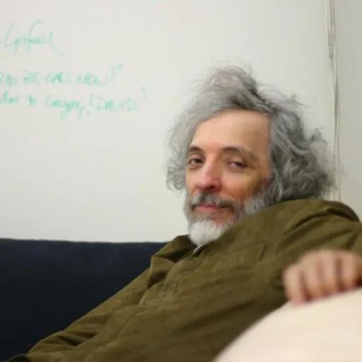 瘫痪数学家邮购零件手造超级计算机,顺手帮博物馆解决高数难题 | 把科学带回家