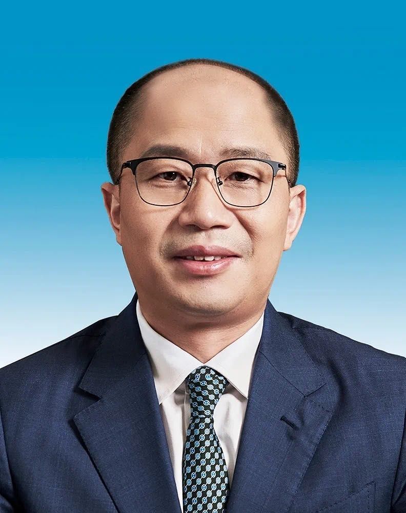 图为陈昊