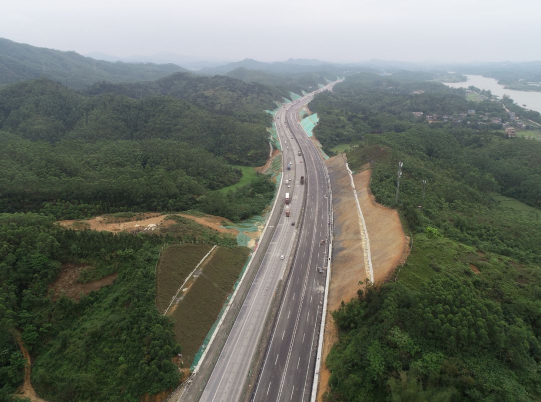 广西司机注意!国家高速路每2公里设一对摄像头,这些路段视频监控全覆盖