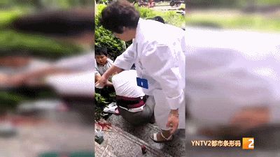 天降瓷砖砸伤住户致偏瘫 昆明一小区240户业主成被告