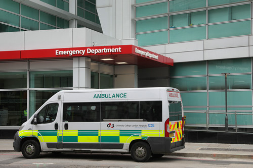 特朗普：英国想要200台呼吸机 我们6月底将有11万