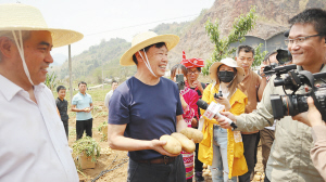 院士直播带货 百万网友捧场