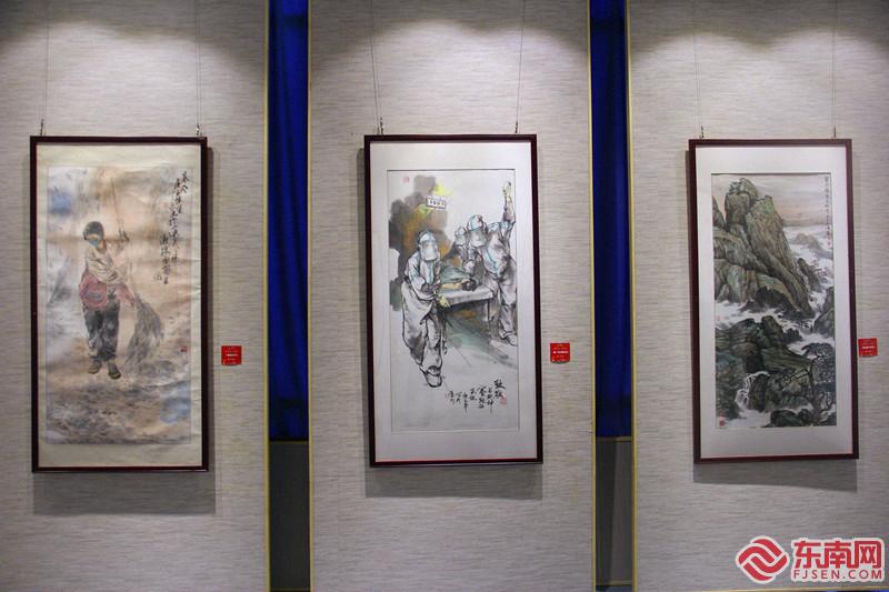 厦门文联艺术展览馆重新开放 展出抗疫主题文艺作品