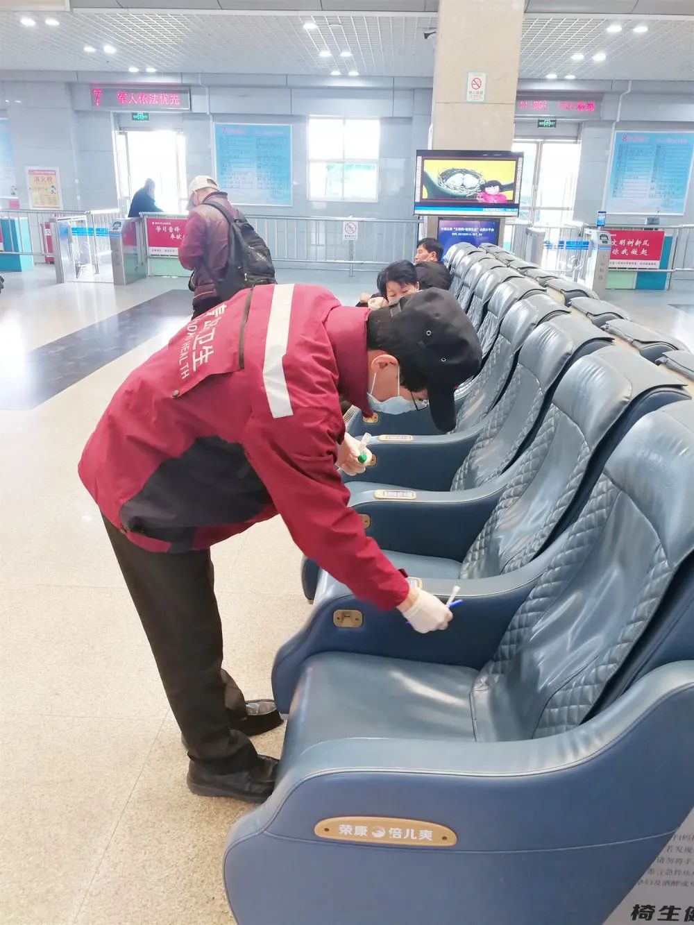 青岛市疾控中心|开展公共场所新型冠状病毒环境监测——长途汽车篇