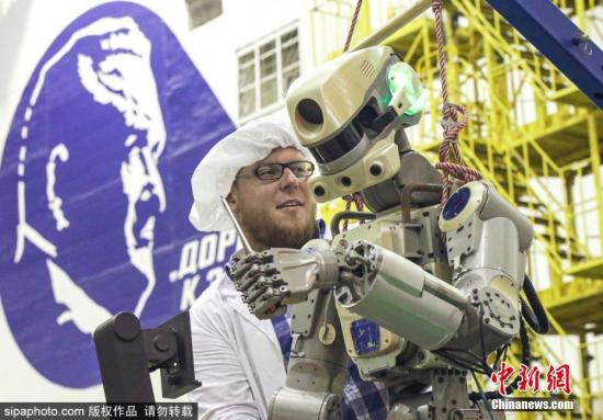 BBC：疫情下隔离独处太难熬？NASA专家来支招