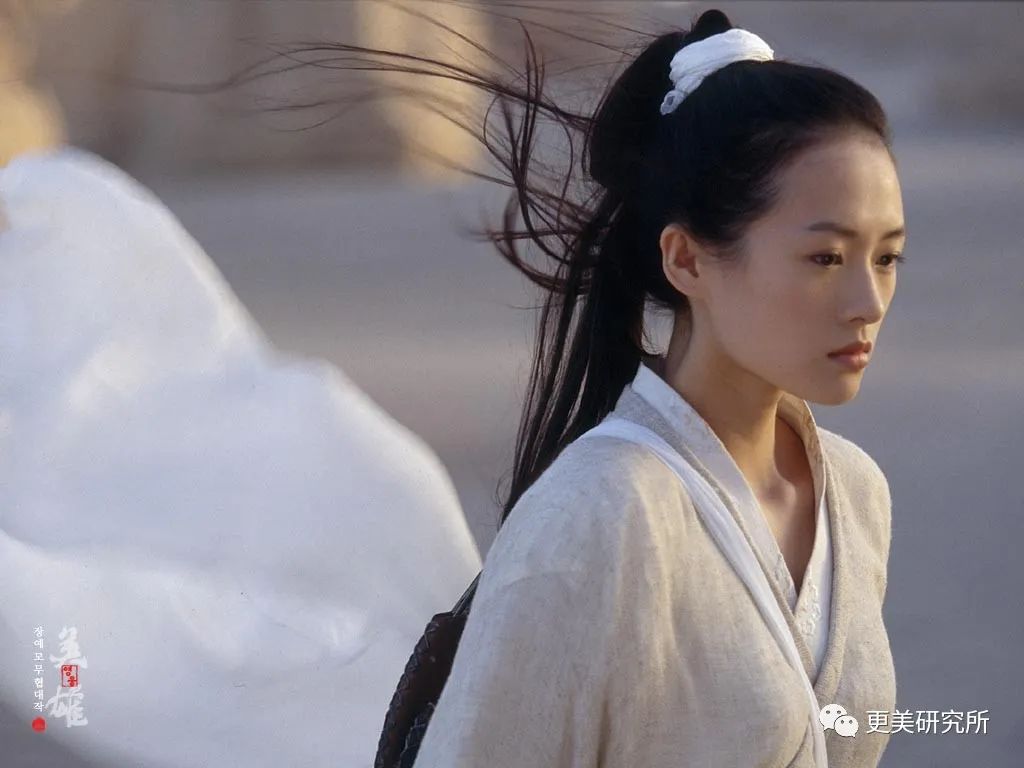 一张侧脸打遍娱乐圈,统一南韩审美,多亏没动过刀?