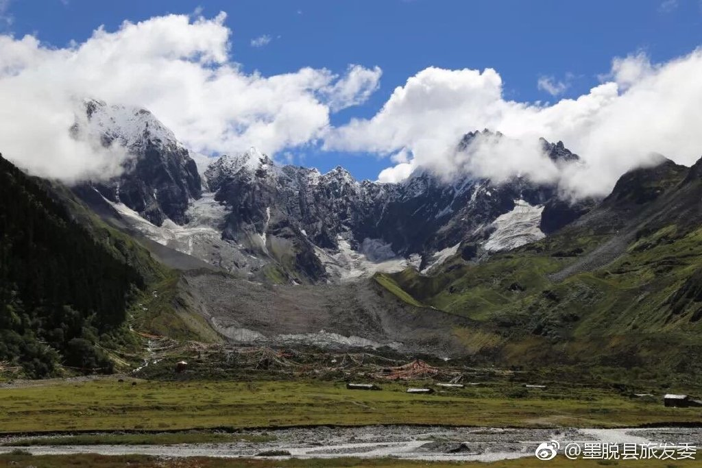 平均海拔4000米以上的青藏高原上, 竟有热带雨林,还四季如春, 墨脱不