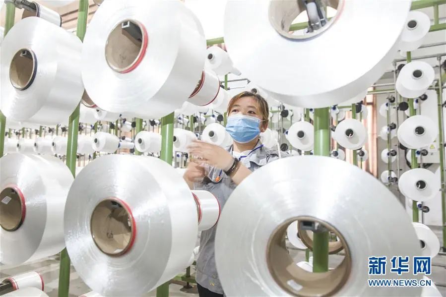 外媒关注中国工业产出今年以来首次反弹