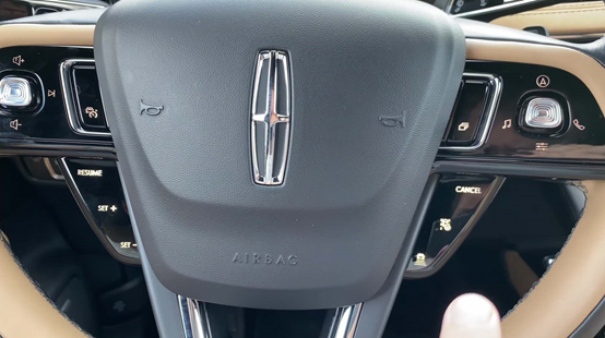 8个让人叫绝的汽车设计!提前学学如何使用!