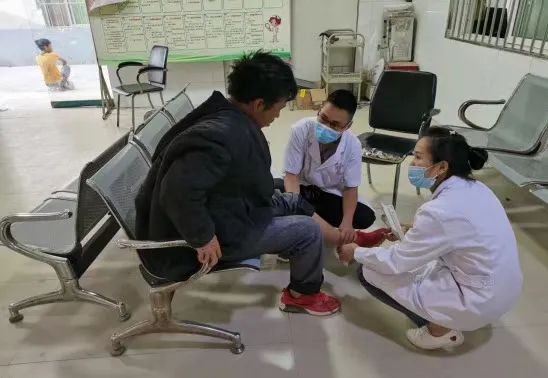 巧家地震发生后各方救援力量“挺”进灾区 巧家政法部门第一时间参与救灾工作休闲区蓝鸢梦想 - Www.slyday.coM 巧家地震发生后各方救援力量“挺”进灾区 巧家政法部门第一时间参与救灾工作休闲区蓝鸢梦想 - Www.slyday.coM