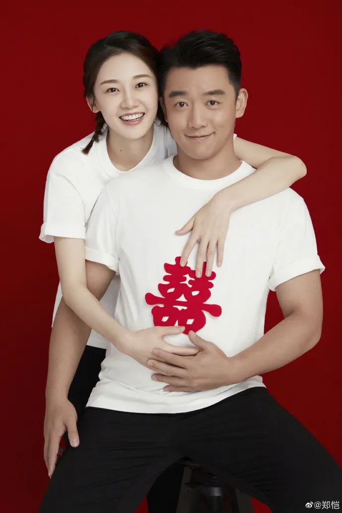 被拍多次从未回应,他俩这是直接一步到位了??