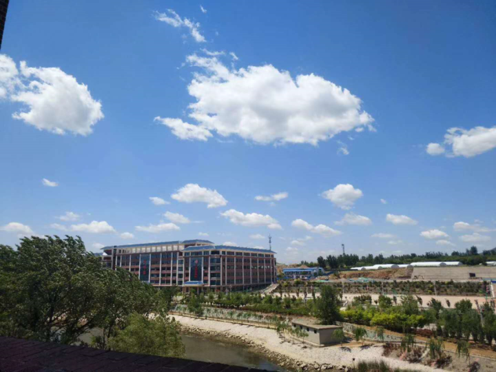 山东力明科技职业学院校园美景
