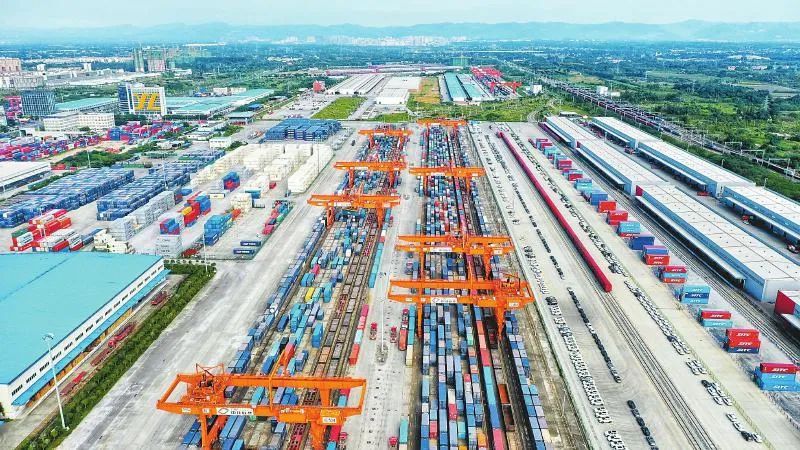 成都国际铁路港.白桂斌摄(视觉四川资料图片)