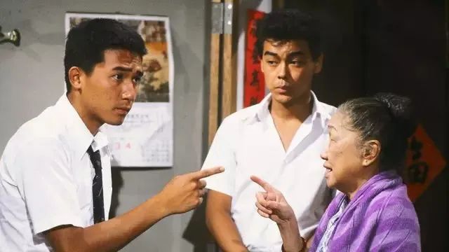 曾捧红陈慧珊宣萱蔡少芬却遇宫心计惨败!大佬邓特希兴衰