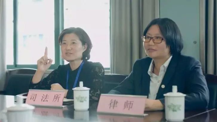 为娶认识才两个月的保姆 96岁大爷要卖500万的房