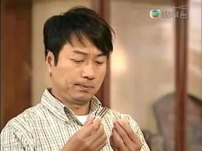 曾捧红陈慧珊宣萱蔡少芬却遇宫心计惨败!大佬邓特希兴衰