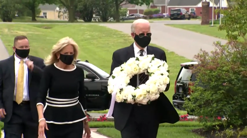 拜登10周以来首次公开露面 口罩戴得严严实实(图