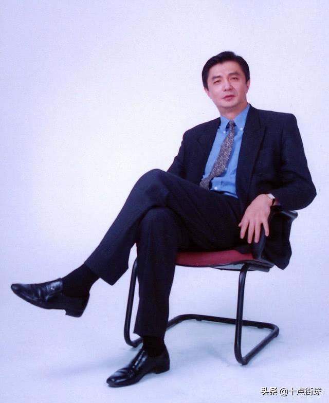 54岁男排传奇汪嘉伟:退役后娶将军女儿,做跨国石油生意身家过亿