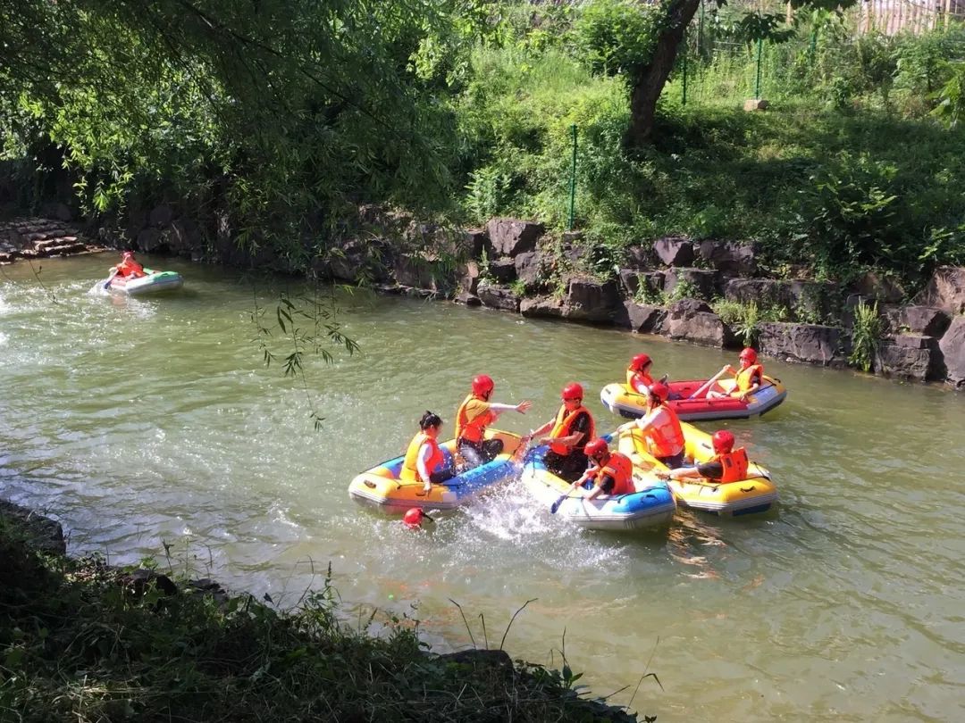 门票免费送...长兴人的自己漂流胜地:“八都岕·银杏谷·漂流” 开业啦...快来抢票...