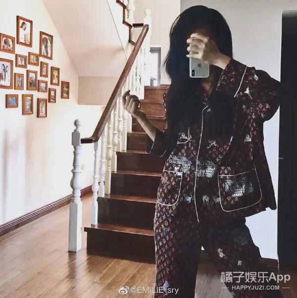 《创3》陈卓璇后又一人出圈?女版黄子韬P图照公开!美得不敢认
