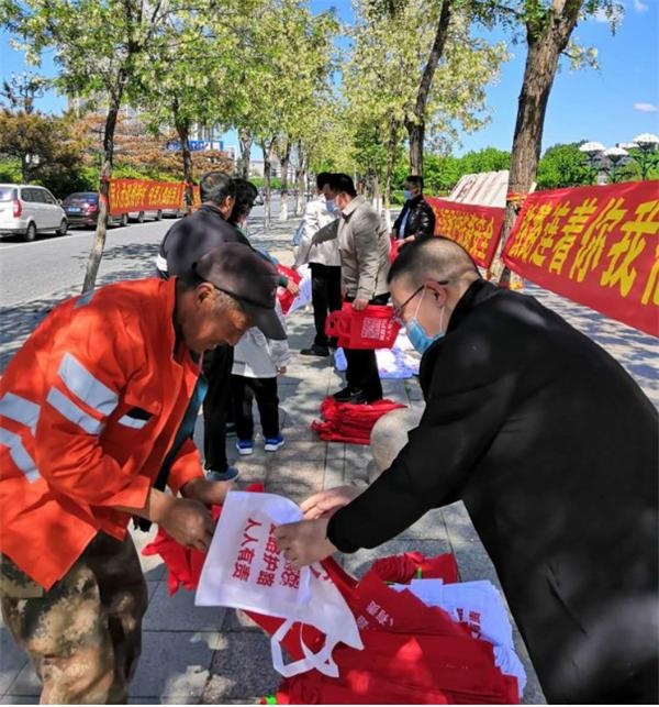 四平市护路办积极开展“5.26”爱路护路宣传活动