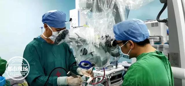 警惕!女白领一个动作,9小时后竟瘫痪