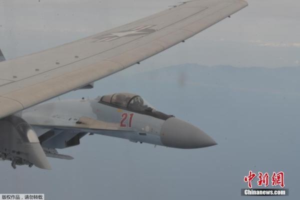 美海军称其巡逻机遭俄战机拦截