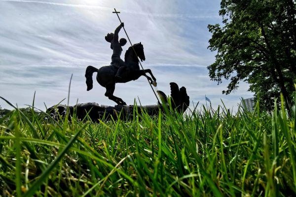 俄媒称美为重启核试验造势后果严重 最终目的是核武上太空