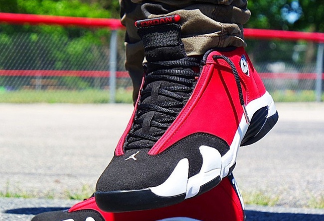 愤怒的公牛!Air Jordan 14 新配色曝光!