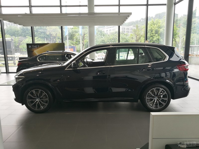 宝马X5 xDrive45e到店 能上绿牌的X5