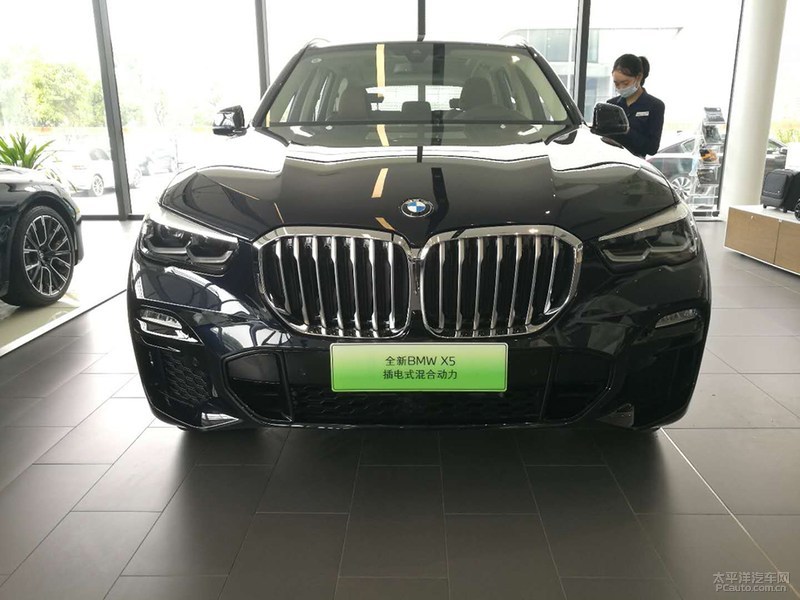 宝马X5 xDrive45e到店 能上绿牌的X5