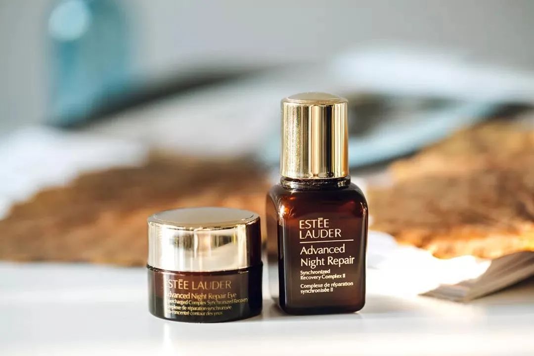 雅诗兰黛小棕瓶,不到百元就能入手