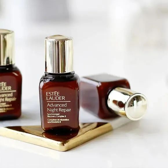 雅诗兰黛小棕瓶,不到百元就能入手