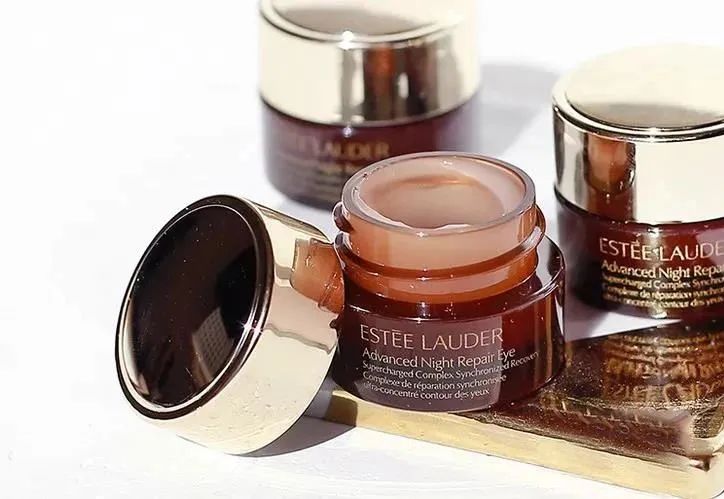 雅诗兰黛小棕瓶,不到百元就能入手