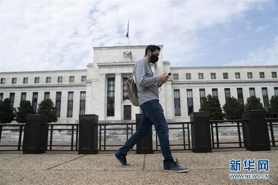 白宫拟下令买“美国造”医疗用品 遭美国内强烈