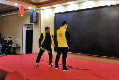 “大爱无疆”惩戒治疗抑郁症被指施暴 警方介入