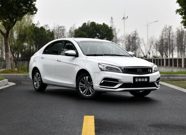 5月轿车销量排名出炉，轩逸夺冠、雷凌暴涨，帝豪排名“闪”了眼