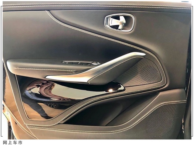 钱包捂不住了?阿斯顿·马丁SUV进店实拍,搭奔驰4.0T,年内交付