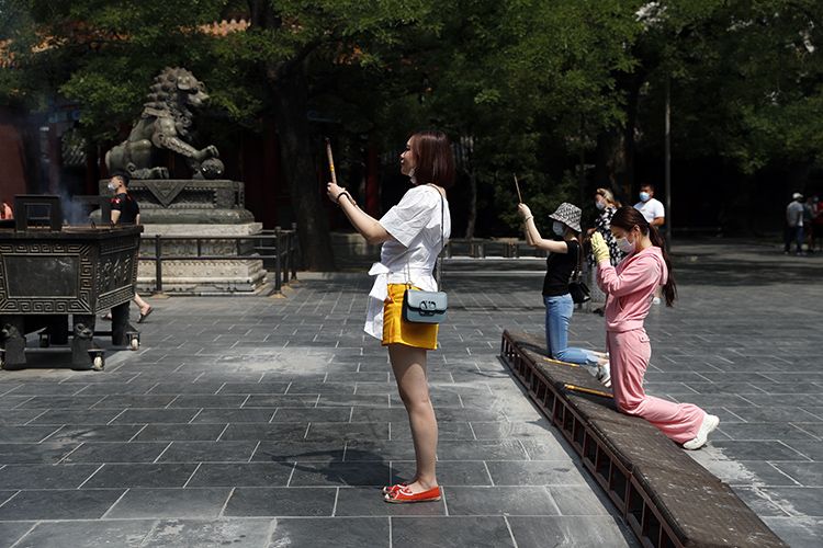 雍和宫恢复开放-WordPress极简博客