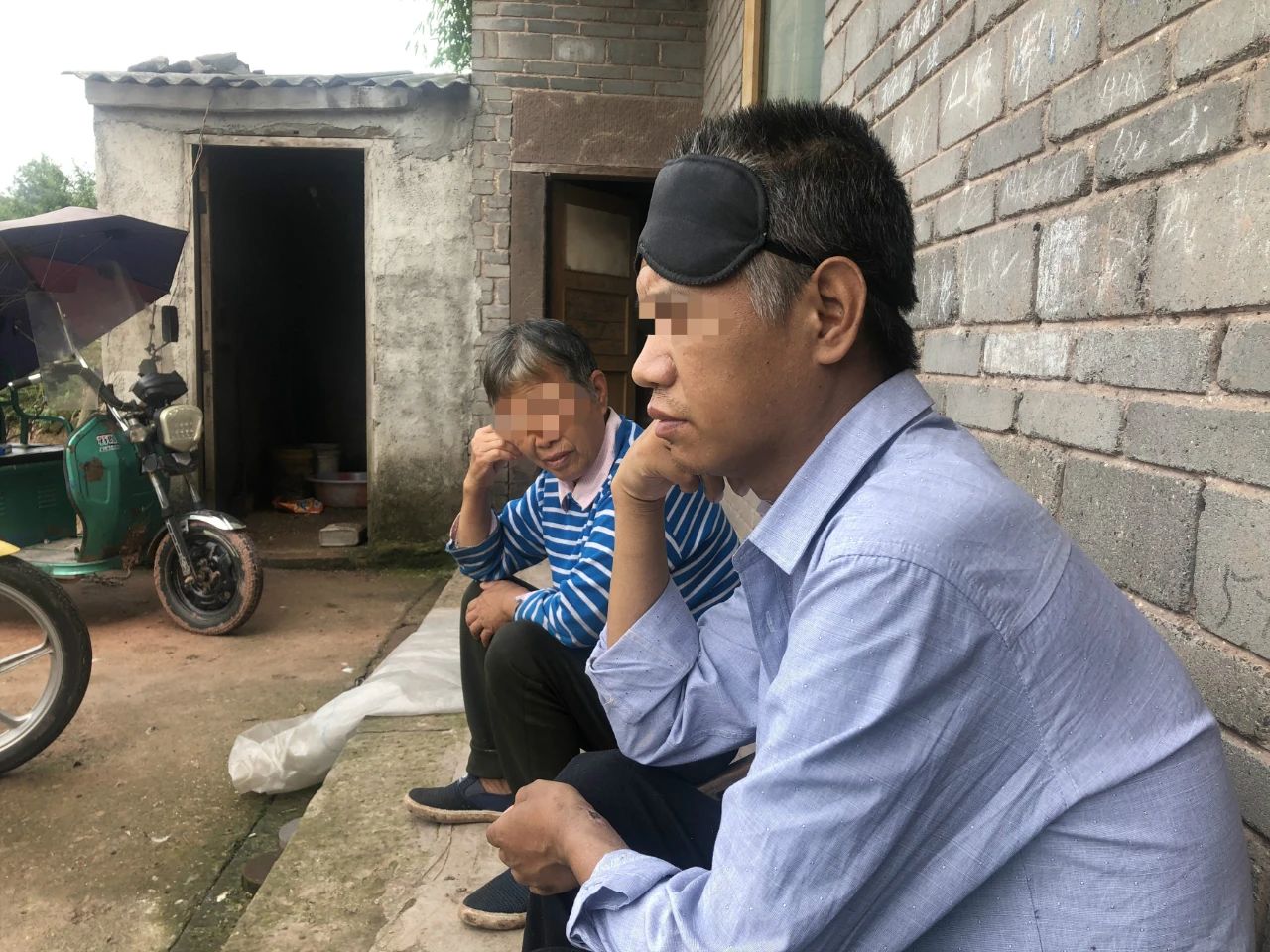 儿子回家后,家人亦不敢追问他在外流浪的细节,怕他受刺激再次离开。新京报记者杜雯雯摄