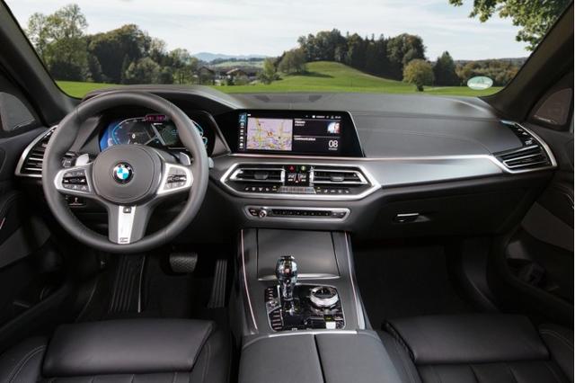 宝马2021款X5 xDrive45e发布:更强劲扭矩和更多科技元素