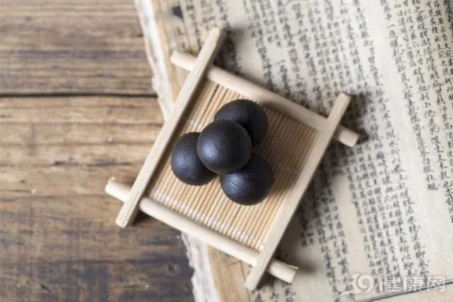 附子理中丸有5大作用,能长期服用?医生:不懂副作用,要吃大亏