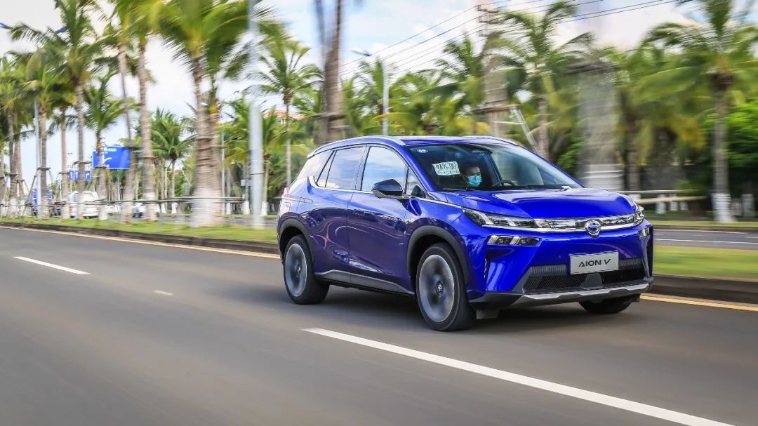 预售17万起的国产全新中型SUV,功能竟媲美特斯拉!
