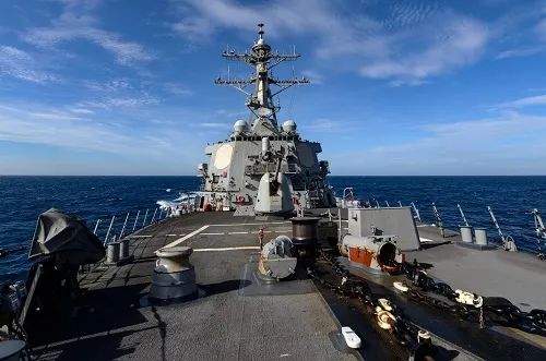▲美国水师“拉塞尔”号遣散舰4日在台湾海峡飞行(美国水师网站)