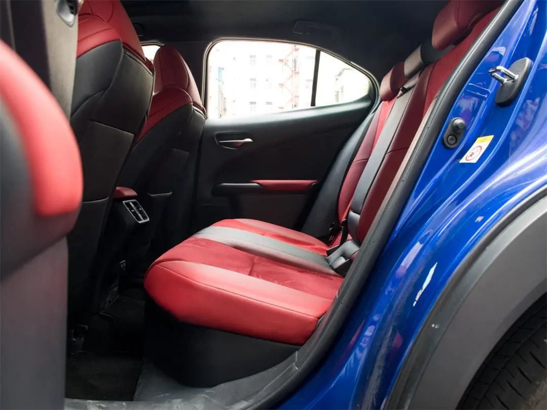 一样的底子换个壳就贵好几万?殊不知其实很值得