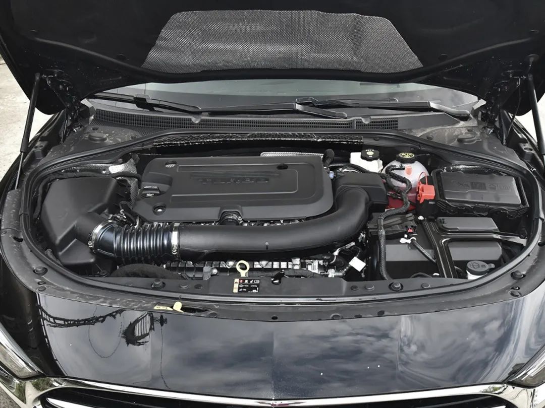 最低18万起 这台车长超5米的合资轿车告诉你什么叫性价比!