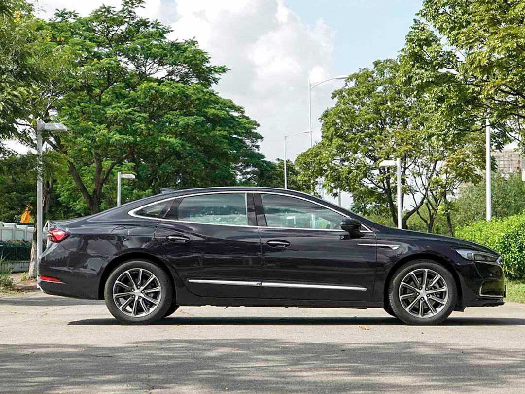 最低18万起 这台车长超5米的合资轿车告诉你什么叫性价比!