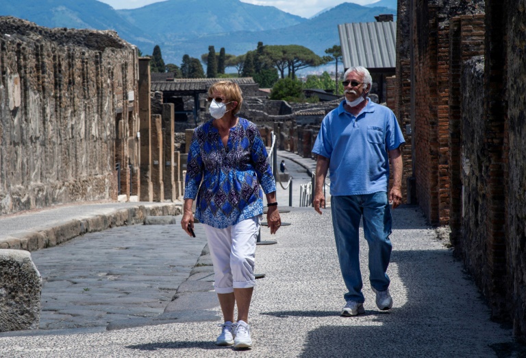 庞贝遗址公园(Pompeii archaeological park)上周二也重新开放。 资料 图