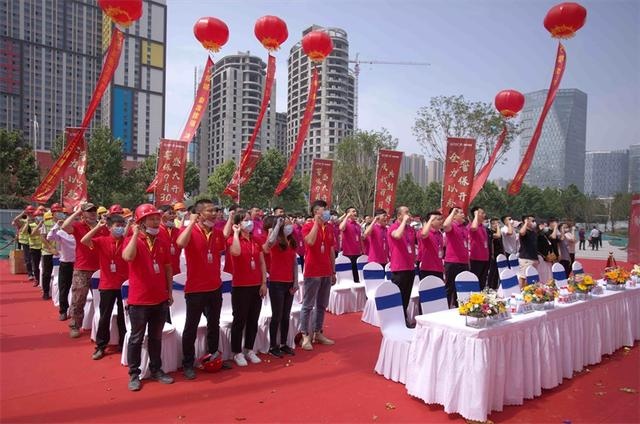 誓师战百日 万达耀高新-郑州高新万达广场百日誓师大会落幕